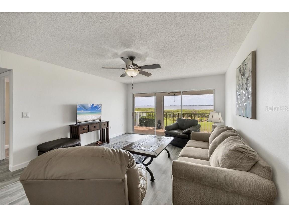 1153 Edgewater Circle Bradenton FL 34209 A4667325 image3