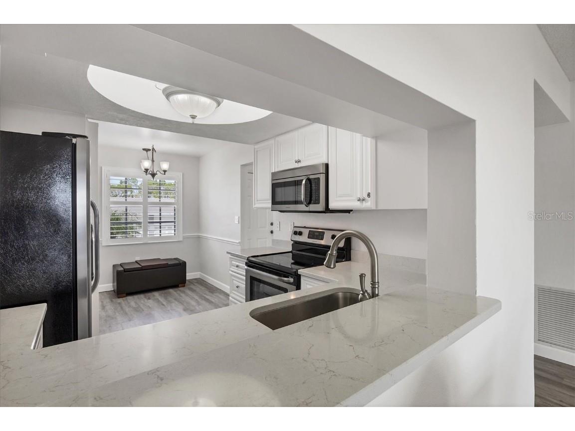 1153 Edgewater Circle Bradenton FL 34209 A4667325 image6