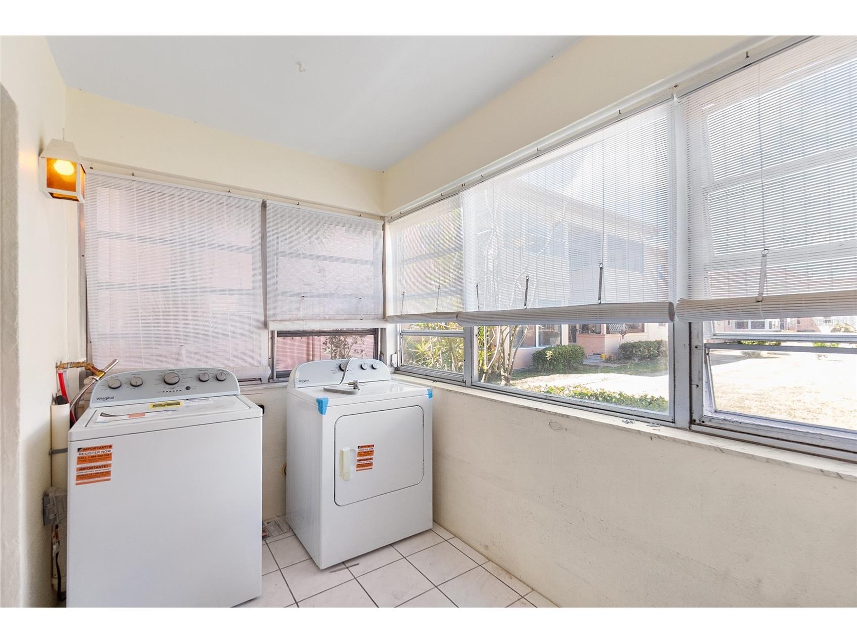 1153 Rue Des Rois #1A South Pasadena FL 33707 A4683848 image22