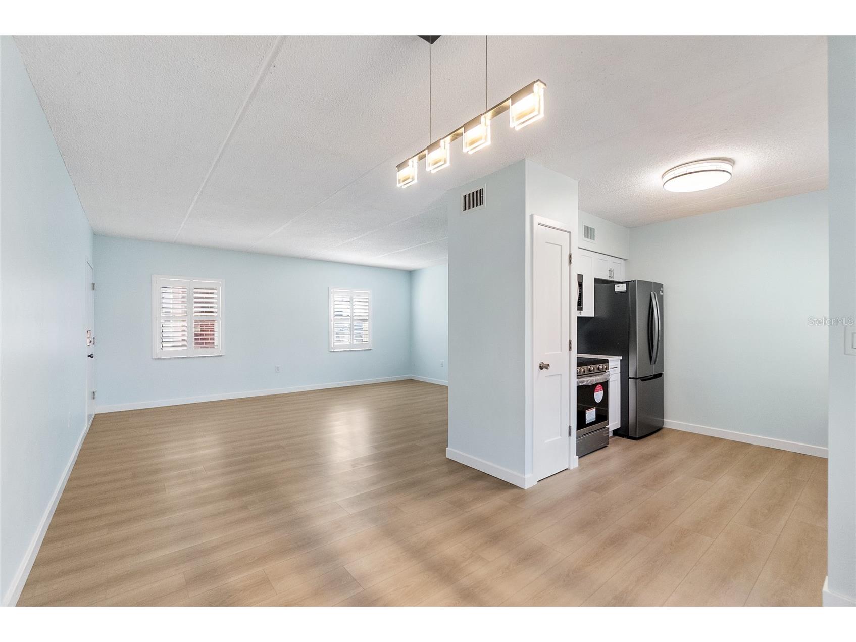 1153 Rue Des Rois #1A South Pasadena FL 33707 A4683848 image7