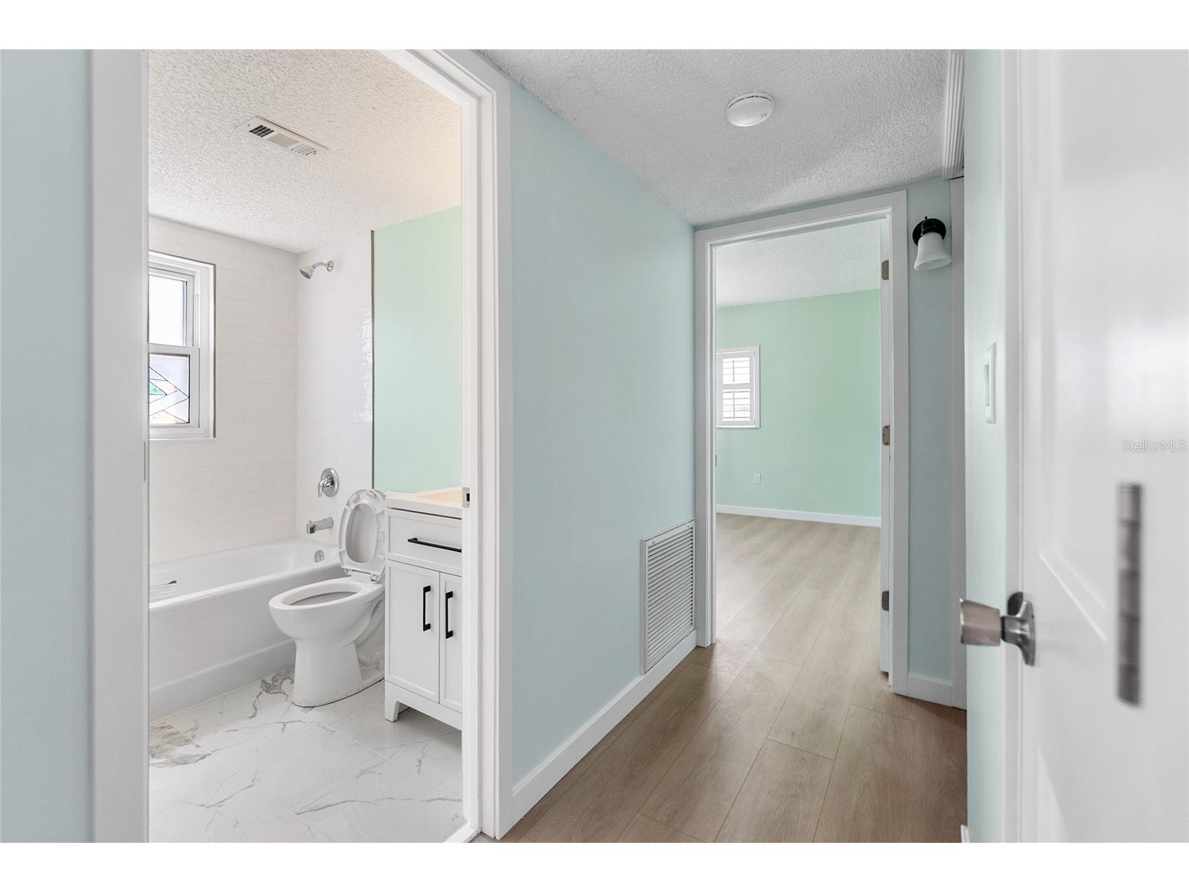 1153 Rue Des Rois #1A South Pasadena FL 33707 A4683848 image9