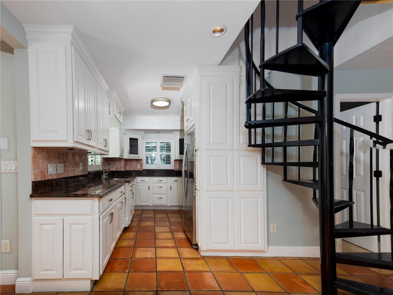 1153 Tookes Road Tarpon Springs FL 34689 - LAKE TARPON TB8475354 image6