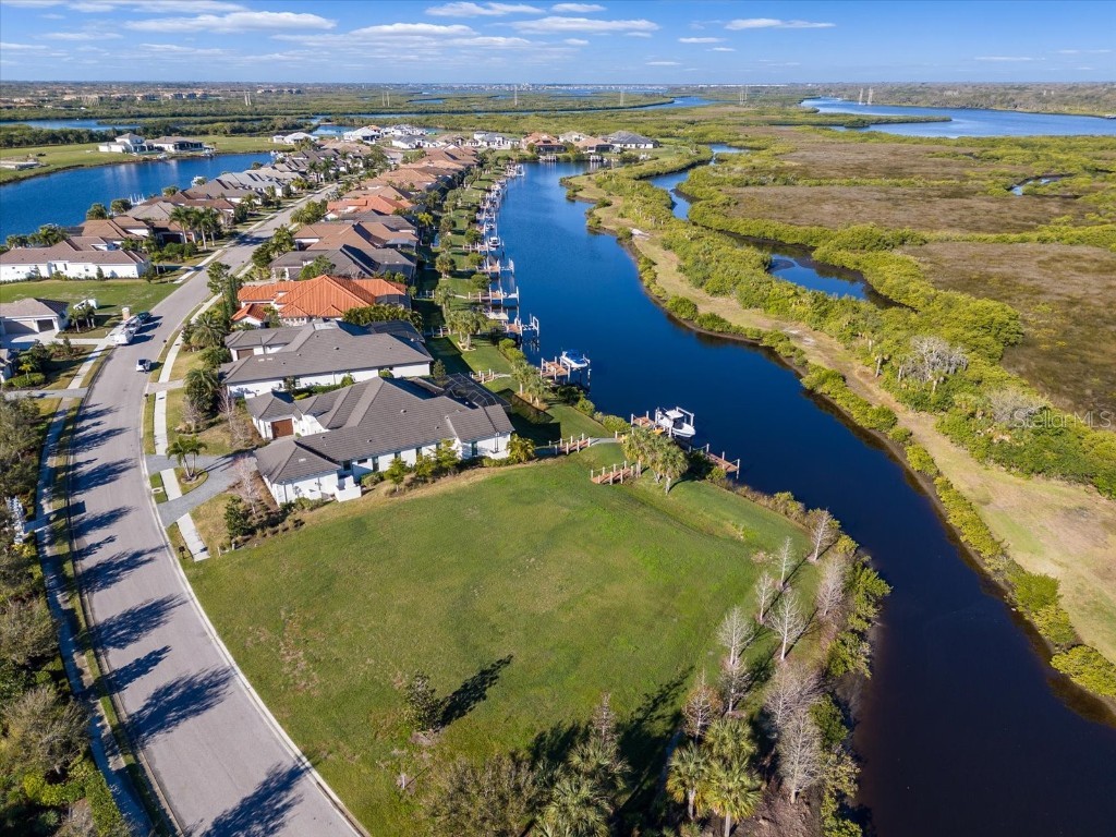 11538 Harbourside Lane Parrish FL 34219 - MANATEE RIVER A4600475 image1