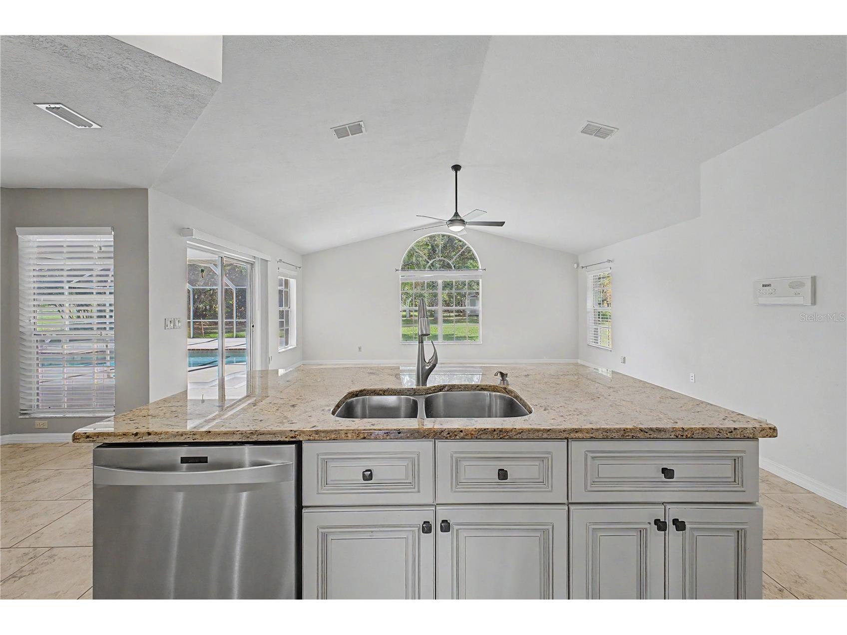 1154 E Triple Crown Loop Hernando FL 34442 TB8523961 image17