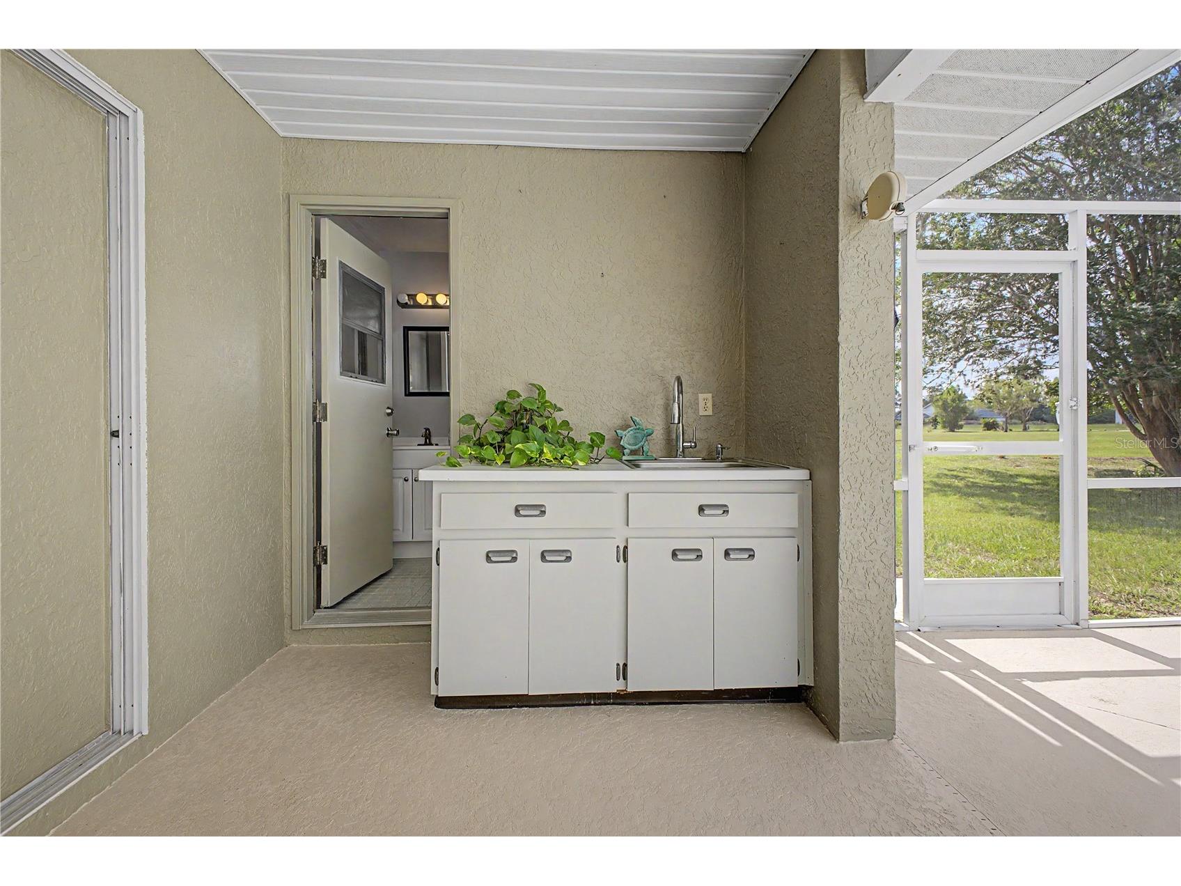 1154 E Triple Crown Loop Hernando FL 34442 TB8523961 image51