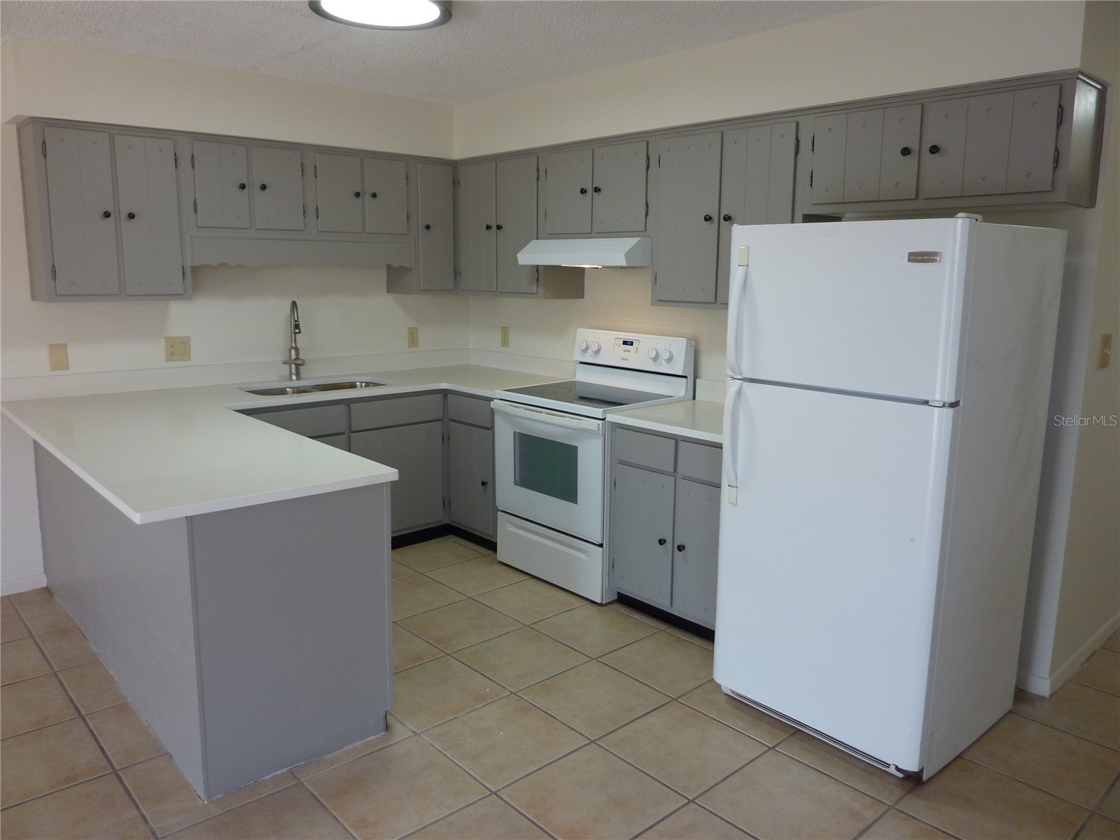 1154 Fairway Dr Lakeland FL 33801 - FAIRVIEW LAKE S5145895 image2