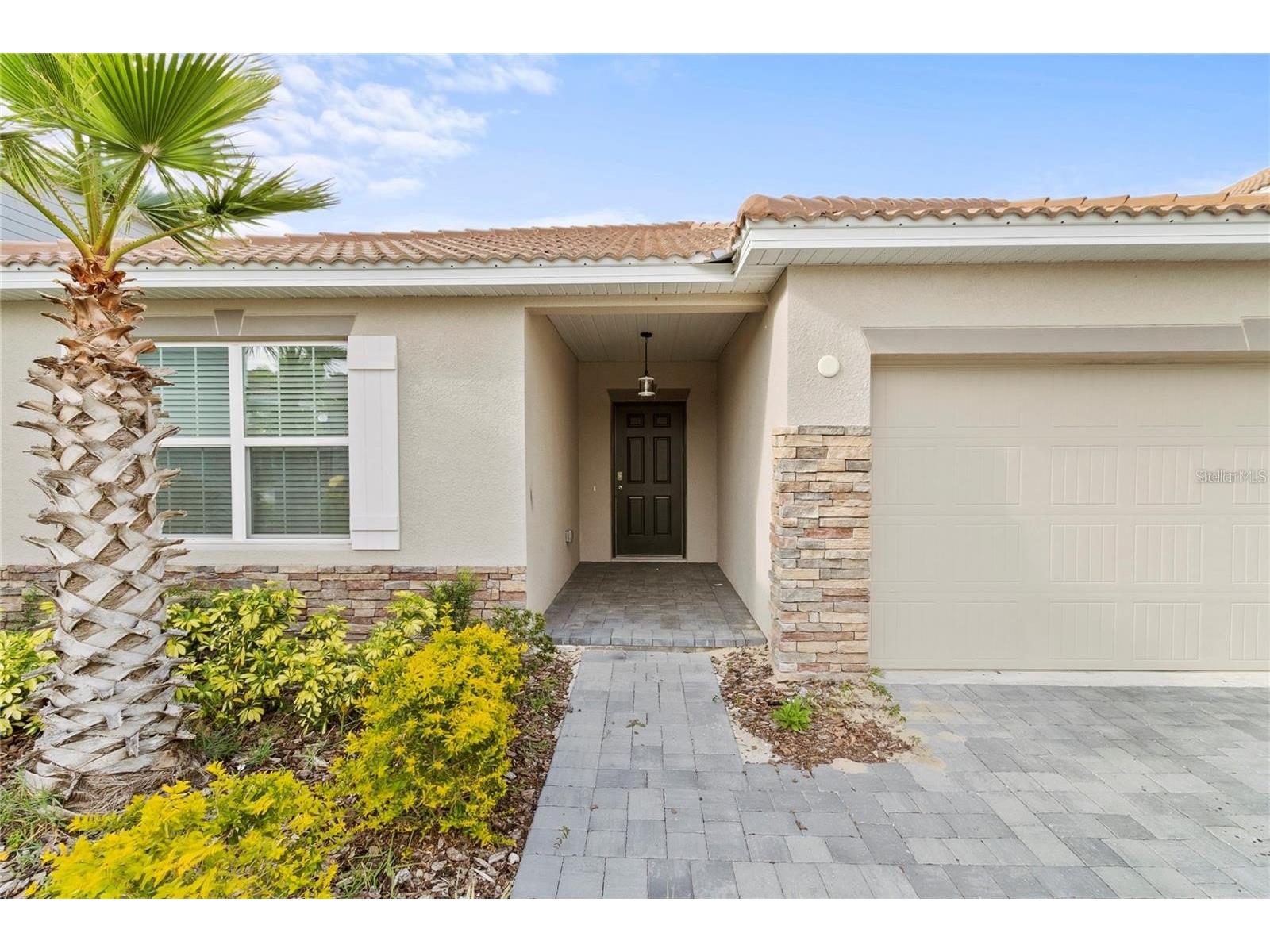 1154 Oak Bluff Drive Davenport FL 33837 O6422032 image1