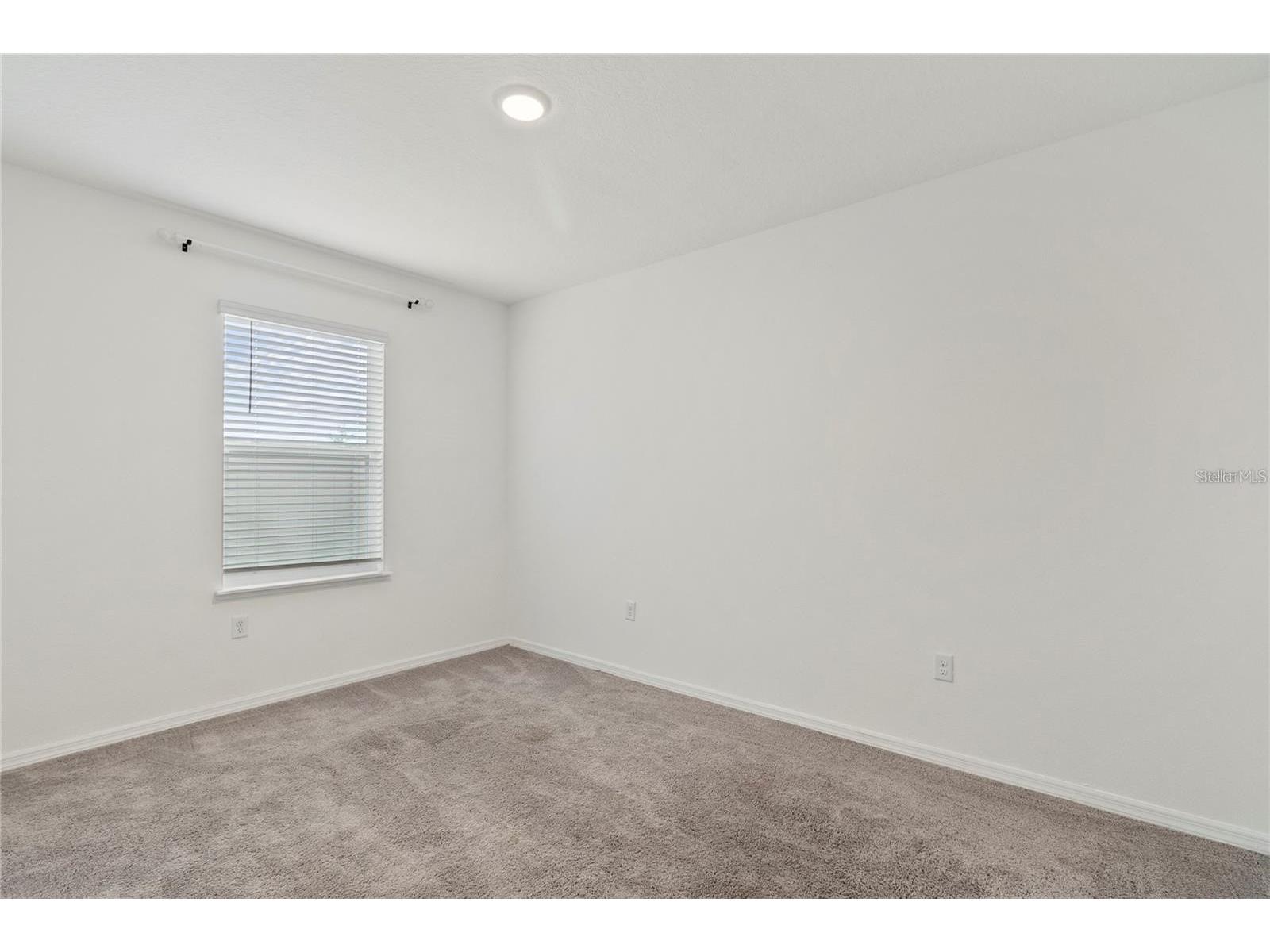 1154 Oak Bluff Drive Davenport FL 33837 O6422032 image4