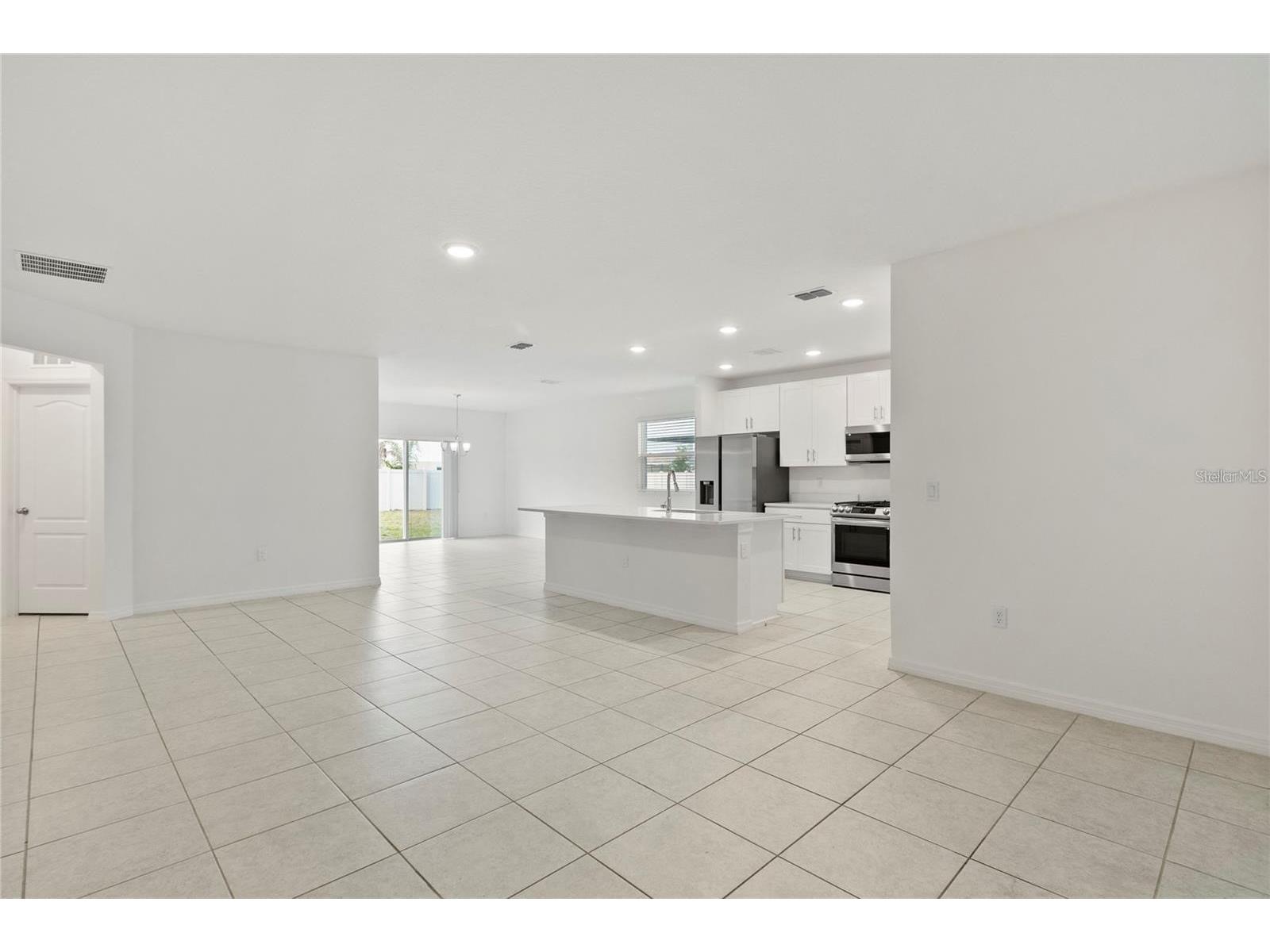 1154 Oak Bluff Drive Davenport FL 33837 O6422032 image6