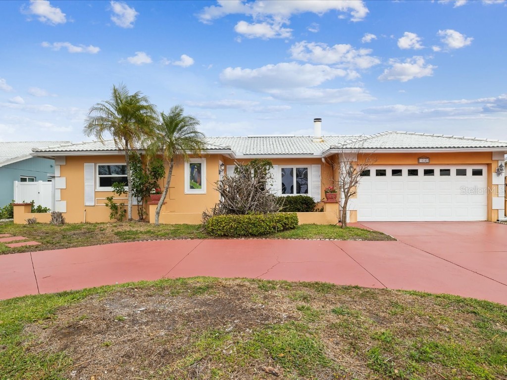 11549 48th Avenue N Saint Petersburg FL 33708 TB8456178 image1