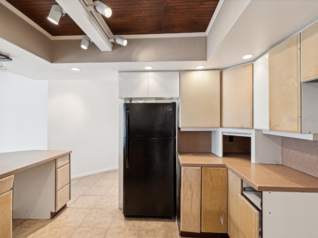 11549 48th Avenue N Saint Petersburg FL 33708 TB8456178 image11