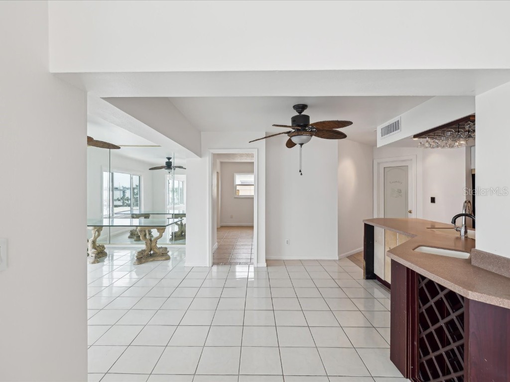 11549 48th Avenue N Saint Petersburg FL 33708 TB8456178 image14