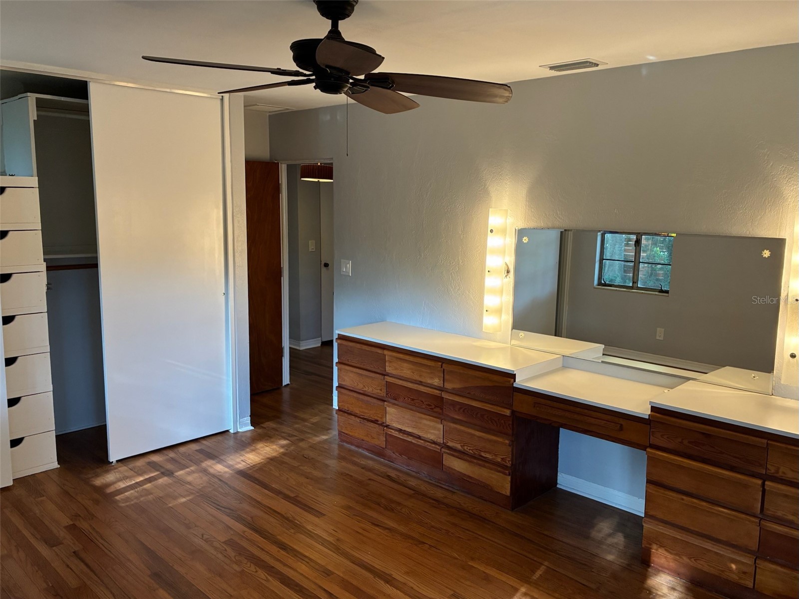 1155 53rd Avenue N Saint Petersburg FL 33703 TB8508439 image22