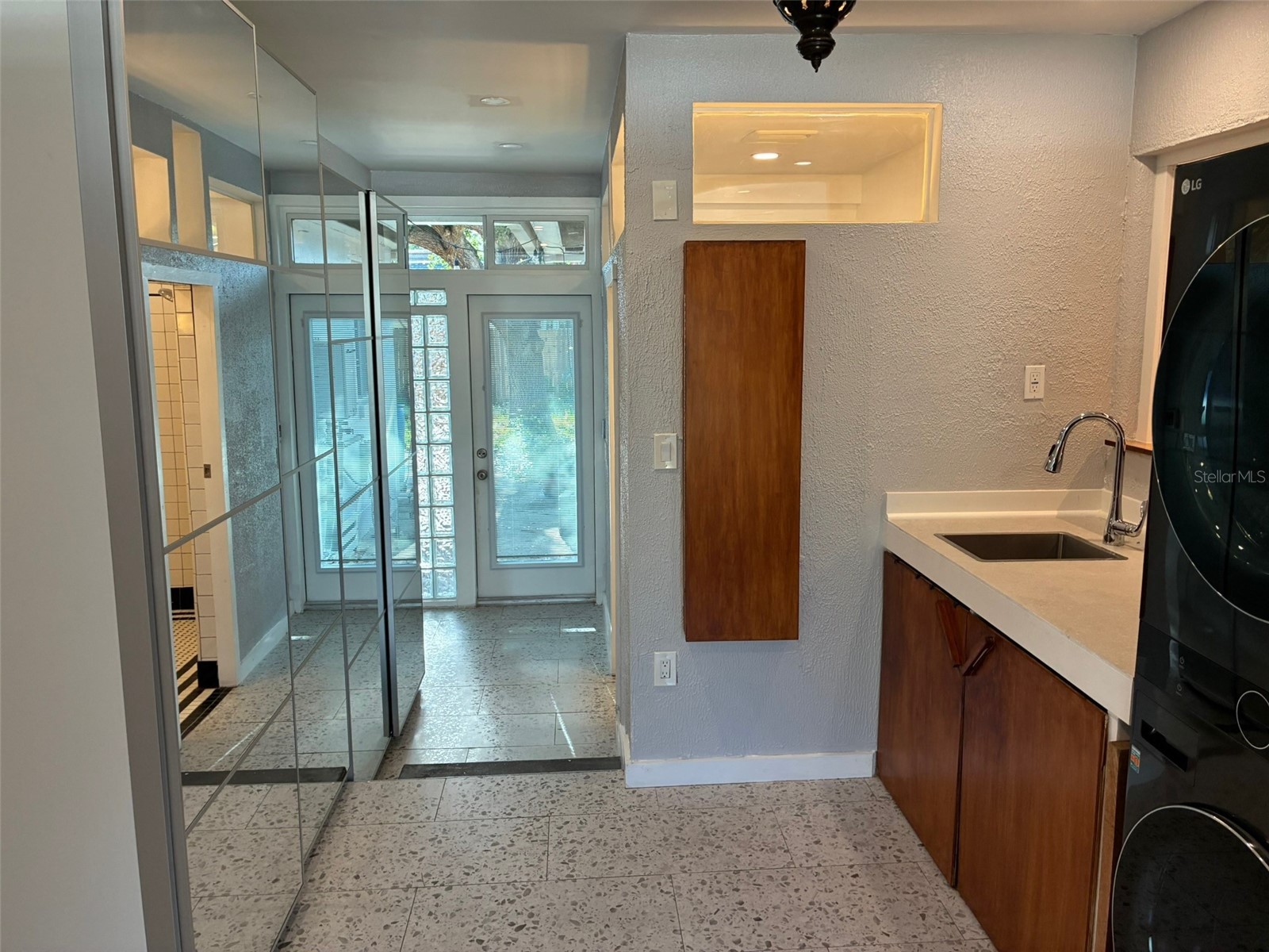 1155 53rd Avenue N Saint Petersburg FL 33703 TB8508439 image37