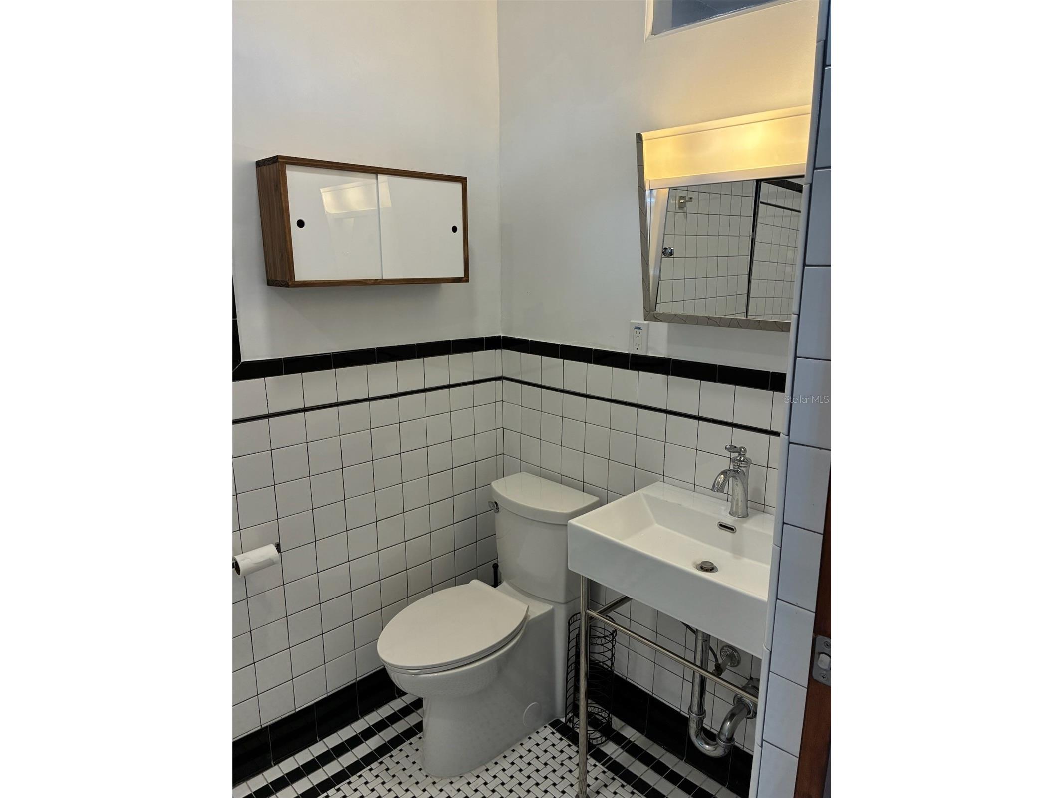 1155 53rd Avenue N Saint Petersburg FL 33703 TB8508439 image42