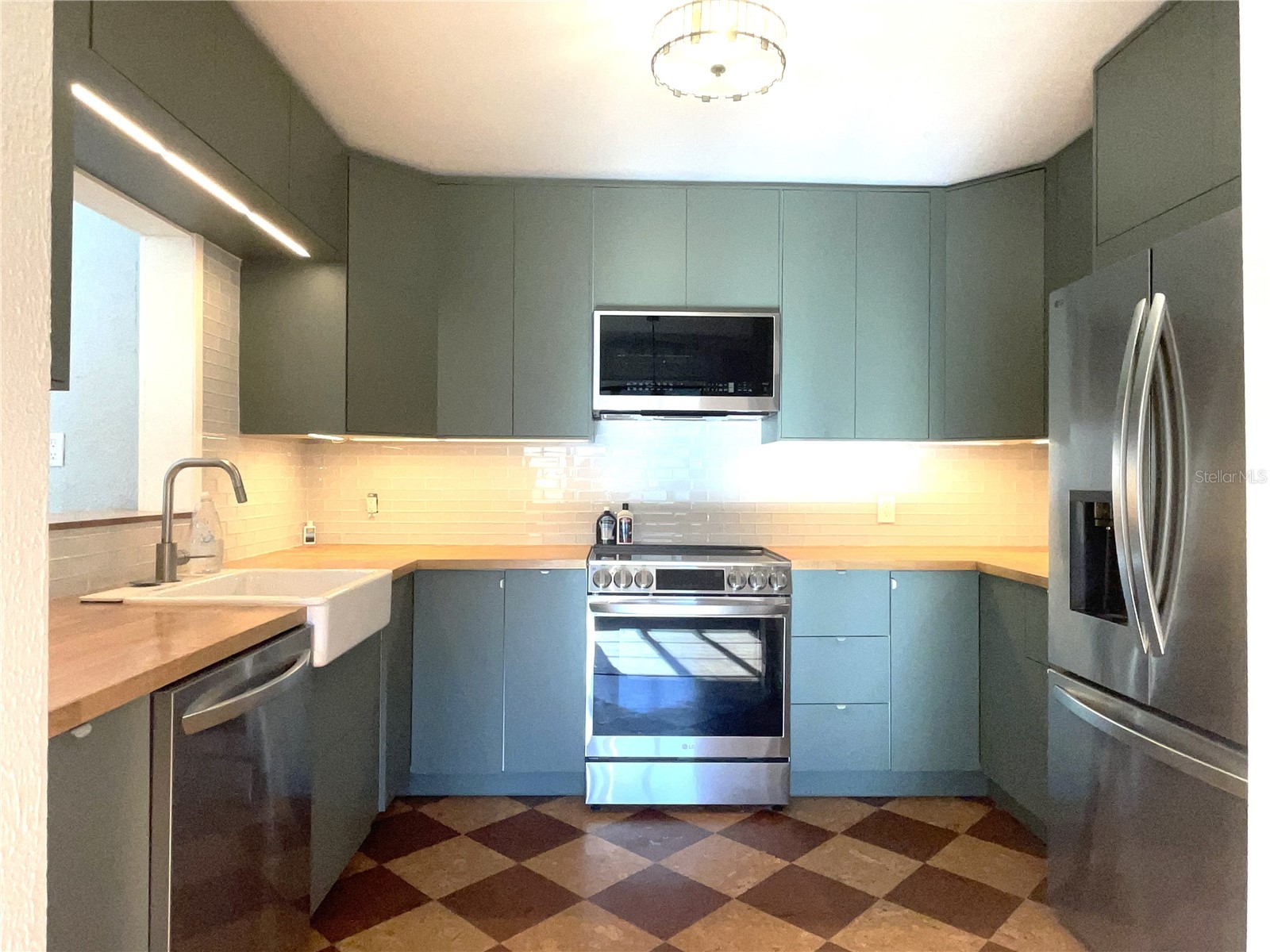 1155 53rd Avenue N Saint Petersburg FL 33703 TB8508439 image9