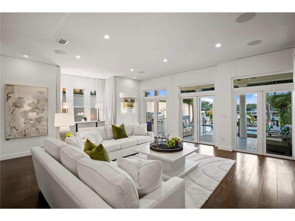 1155 Abbeys Way Tampa FL 33602 - SEDDON CHANNEL TB8409679 image16