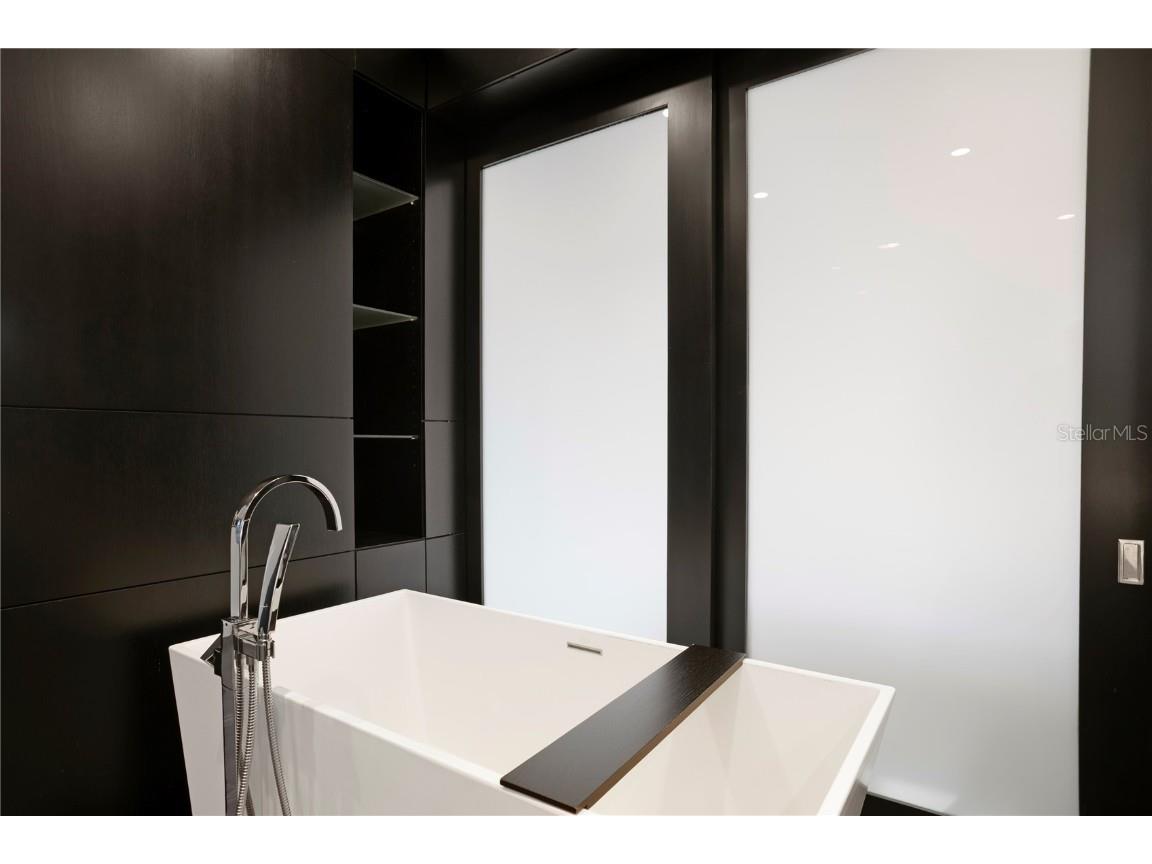 1155 Abbeys Way Tampa FL 33602 - SEDDON CHANNEL TB8409679 image54