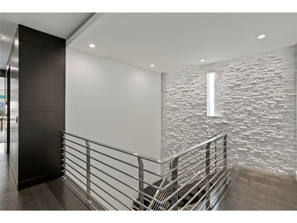 1155 Abbeys Way Tampa FL 33602 - SEDDON CHANNEL TB8409679 image58