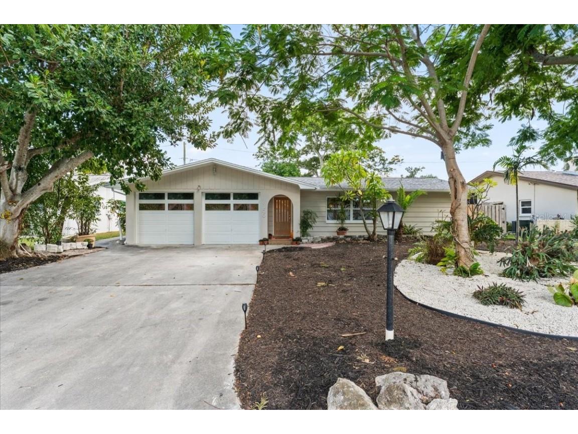 1155 E Lotus Drive Dunedin FL 34698 TB8433648 image1