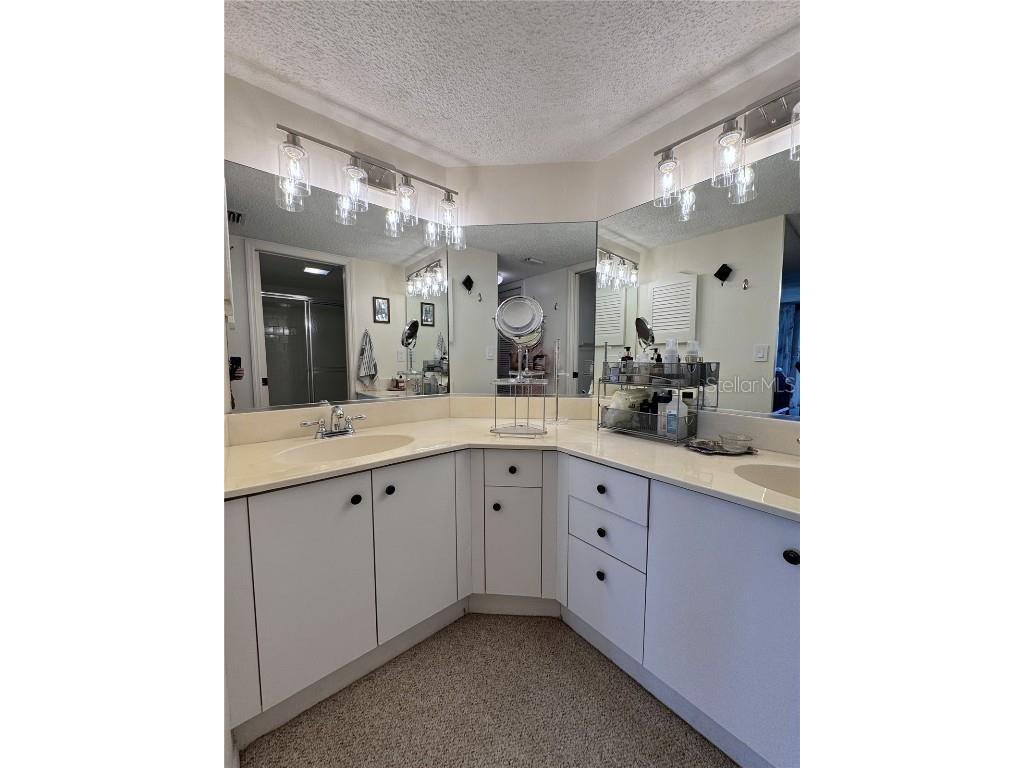 1155 Edgewater Circle #28 Bradenton FL 34209 - PALMA SOLA BAY/SARASOTA BAY A4634747 image27