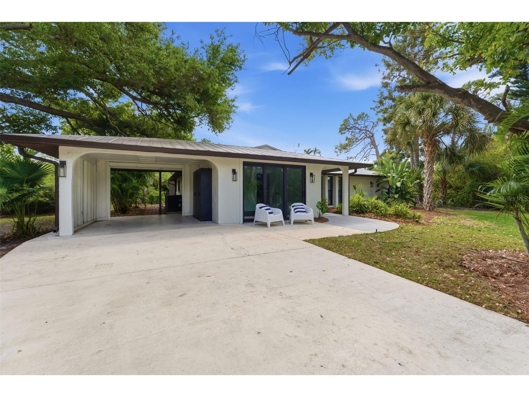 1155 Forest Drive Englewood FL 34223 D6146875 image2