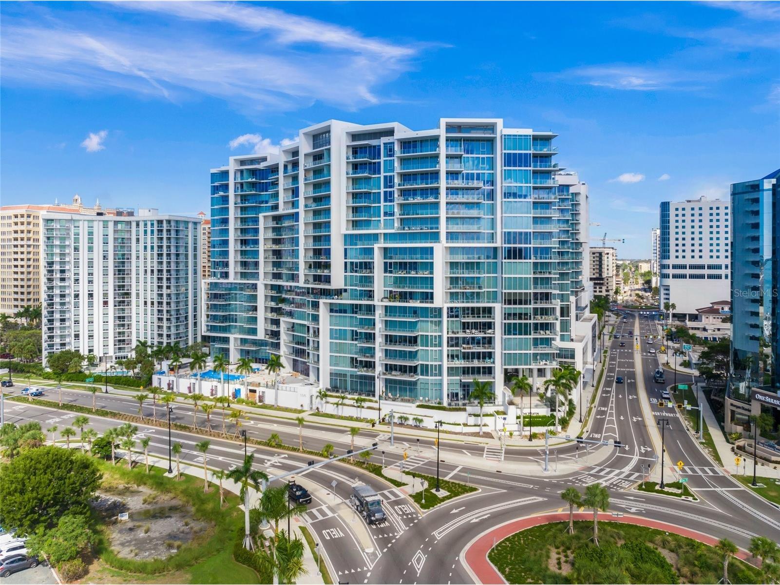 1155 N Gulfstream Avenue #1006 Sarasota FL 34236 A4669911 image1