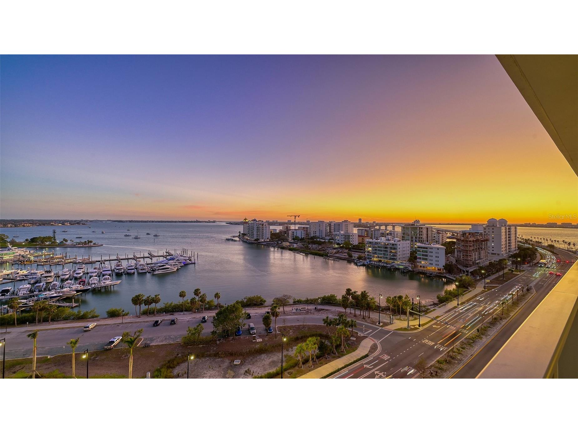 1155 N Gulfstream Avenue #1107 Sarasota FL 34236 - SARASOTA BAY / MARINA JACK A4689252 image4