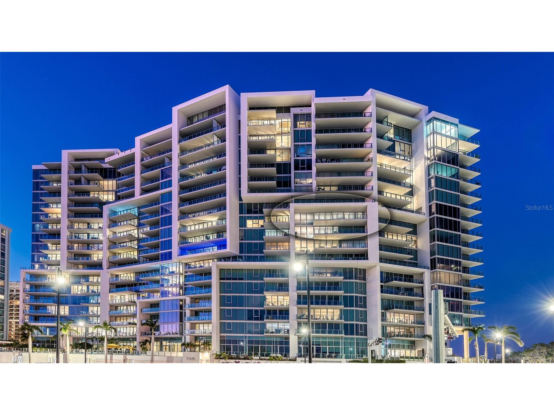 1155 N Gulfstream Avenue #1107 Sarasota FL 34236 - SARASOTA BAY / MARINA JACK A4695781 image1