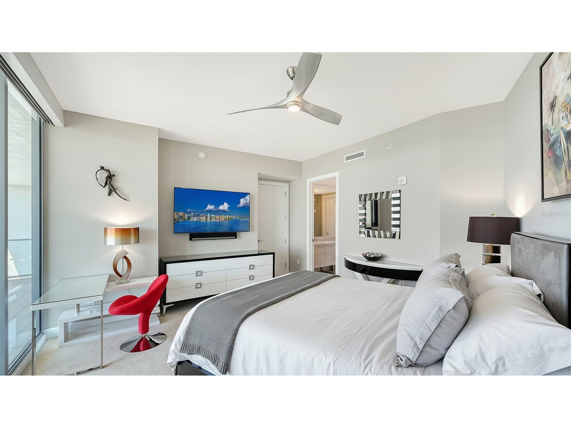 1155 N Gulfstream Avenue #1107 Sarasota FL 34236 - SARASOTA BAY / MARINA JACK A4695781 image33