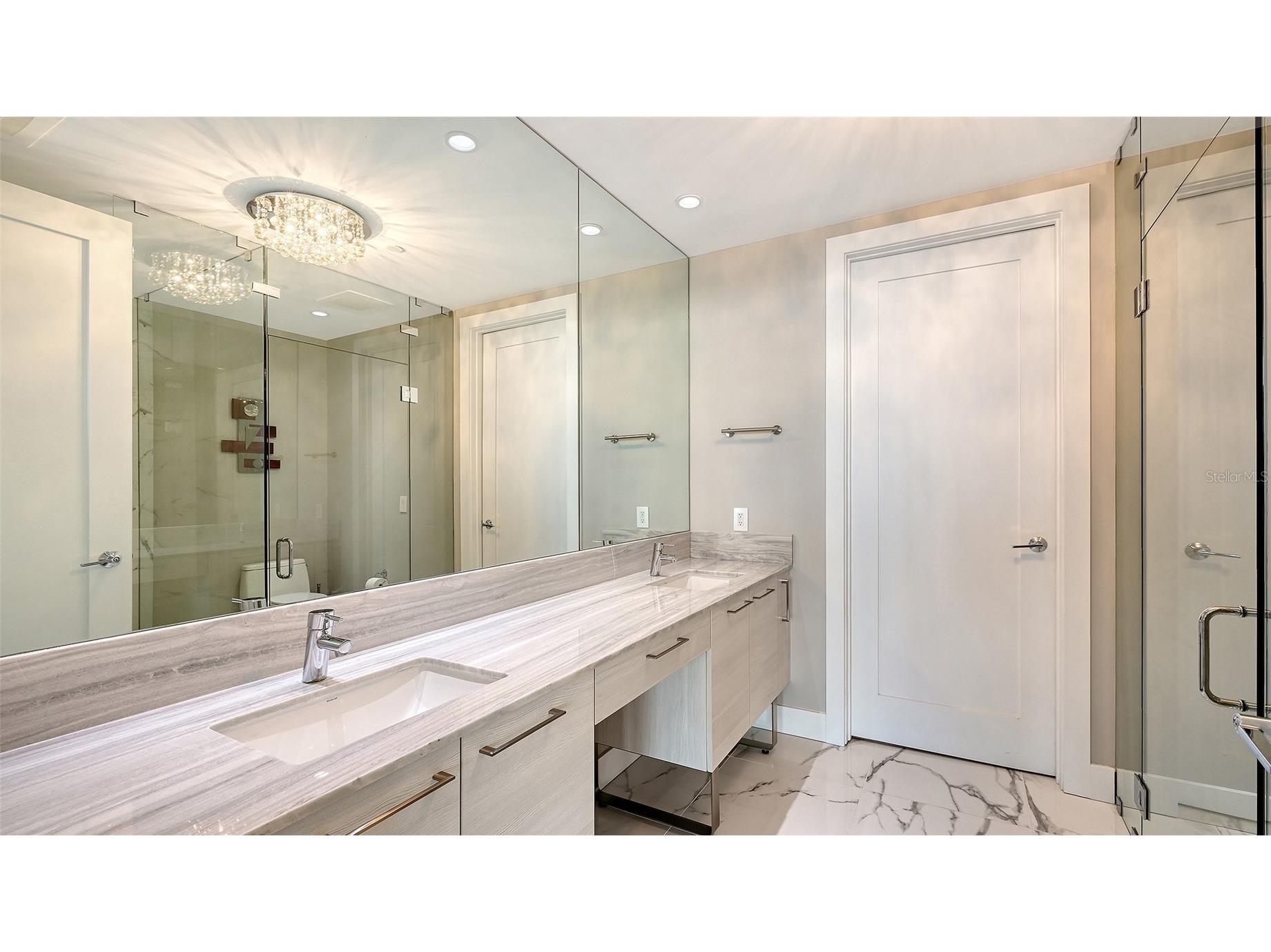 1155 N Gulfstream Avenue #1107 Sarasota FL 34236 - SARASOTA BAY / MARINA JACK A4695781 image34