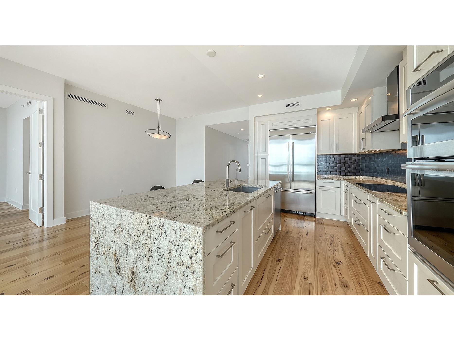 1155 N Gulfstream Avenue #1506 Sarasota FL 34236 - SARASOTA BAY A4676218 image9