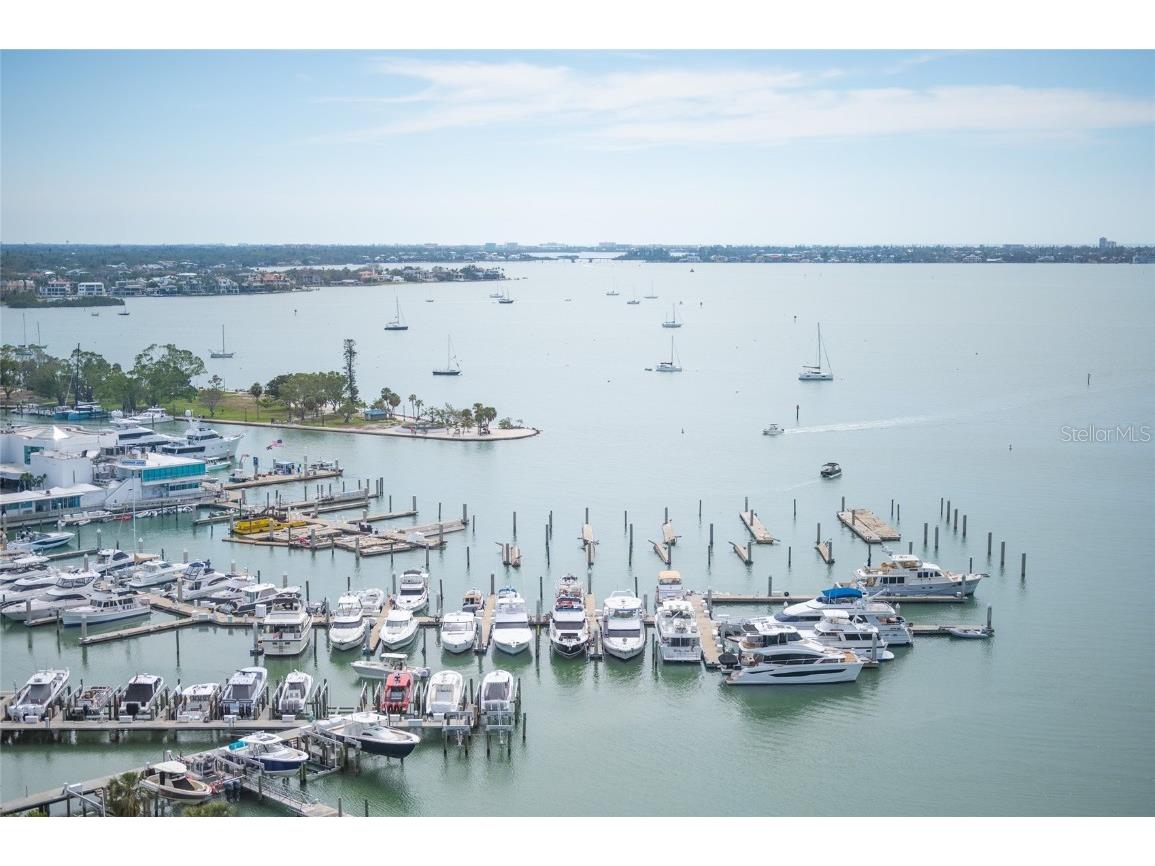 1155 N Gulfstream Avenue #1607 Sarasota FL 34236 A4664961 image65
