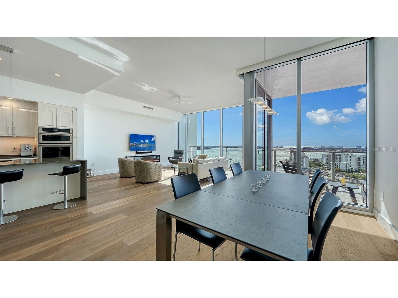 1155 N Gulfstream Avenue #1704 Sarasota FL 34236 - SARASOTA BAY A4676211 image14