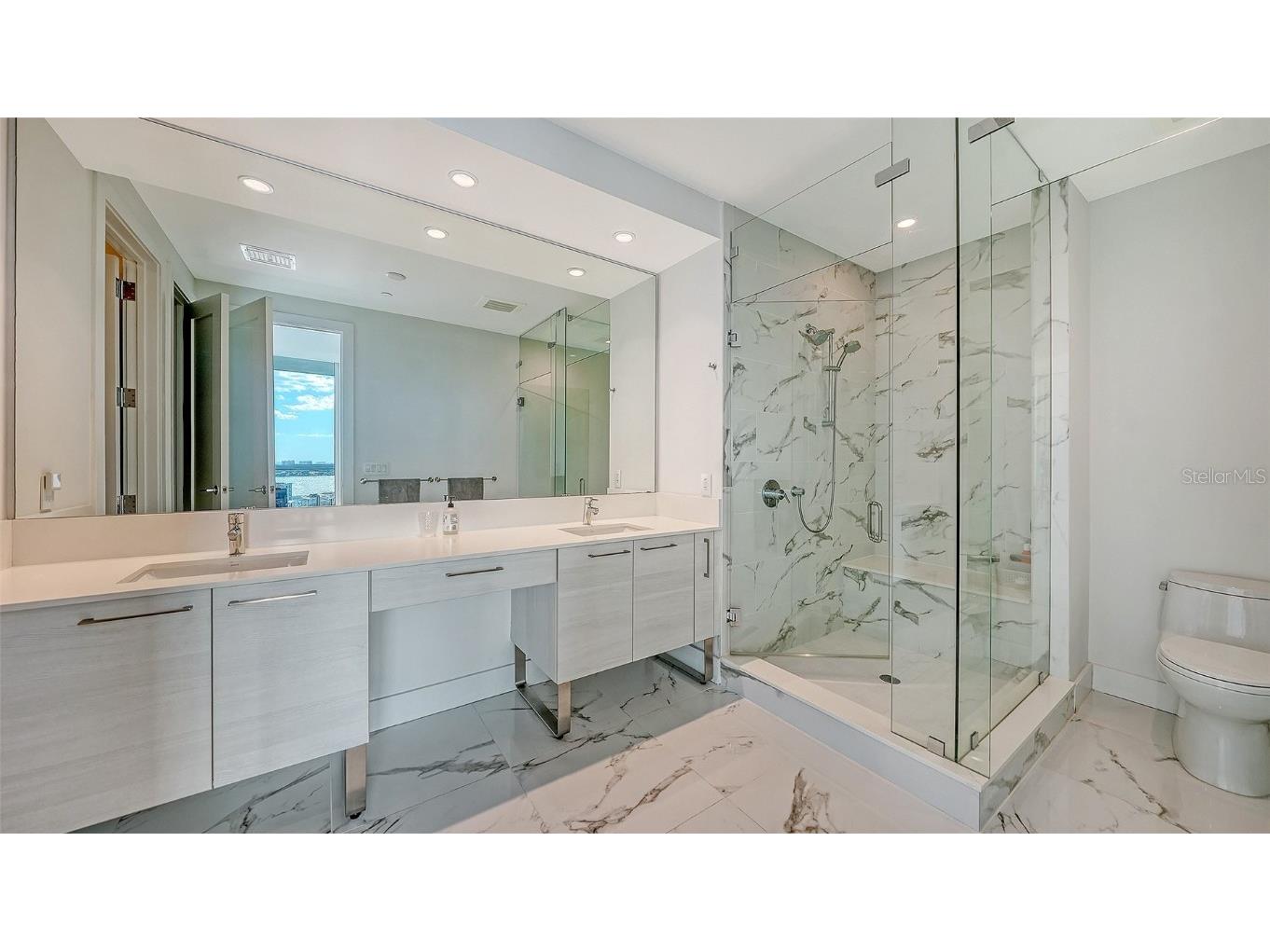 1155 N Gulfstream Avenue #1704 Sarasota FL 34236 - SARASOTA BAY A4676211 image27