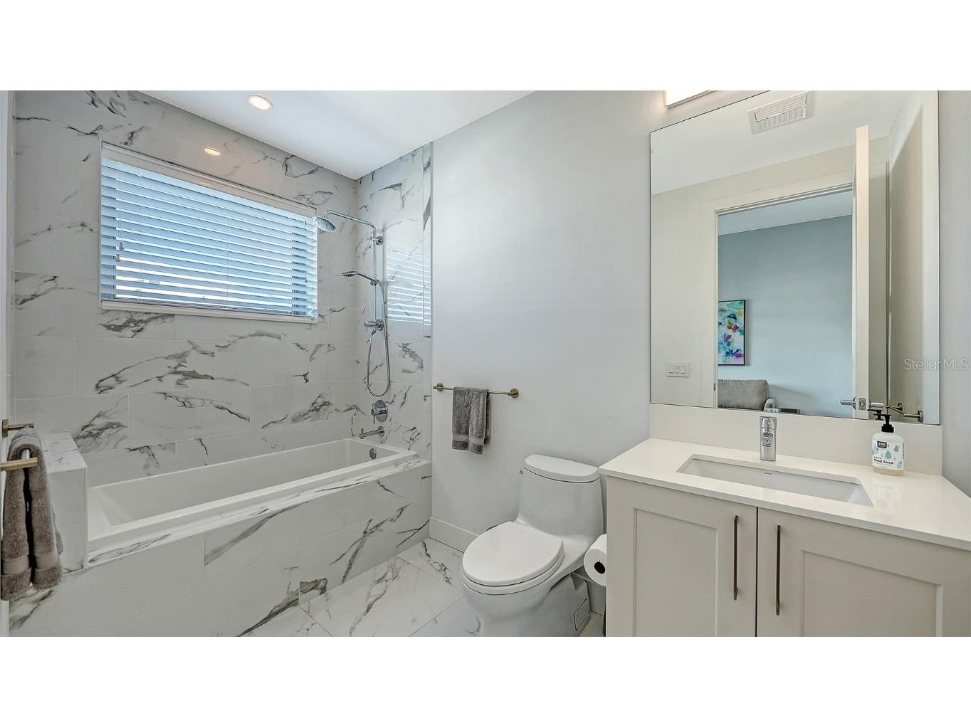 1155 N Gulfstream Avenue #1704 Sarasota FL 34236 - SARASOTA BAY A4676211 image35