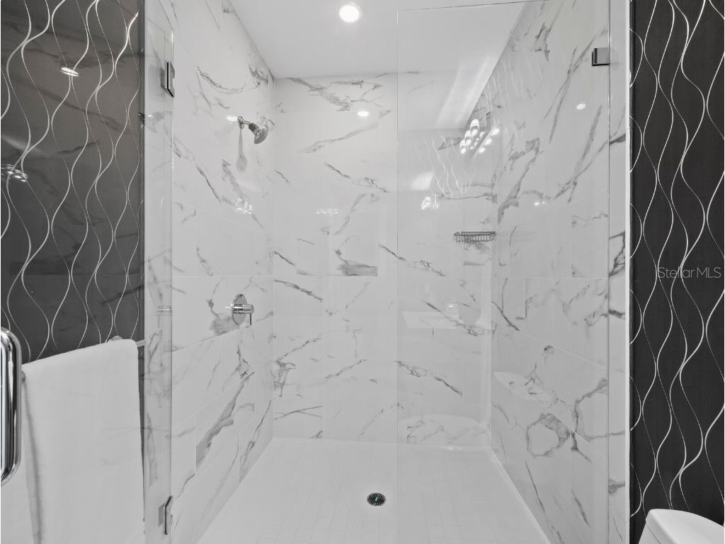 1155 N Gulfstream Avenue #1709 Sarasota FL 34236 A4670307 image30