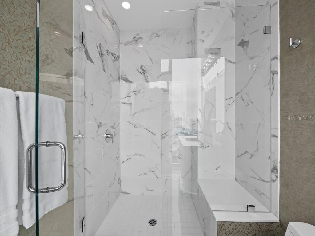 1155 N Gulfstream Avenue #1709 Sarasota FL 34236 A4670307 image35