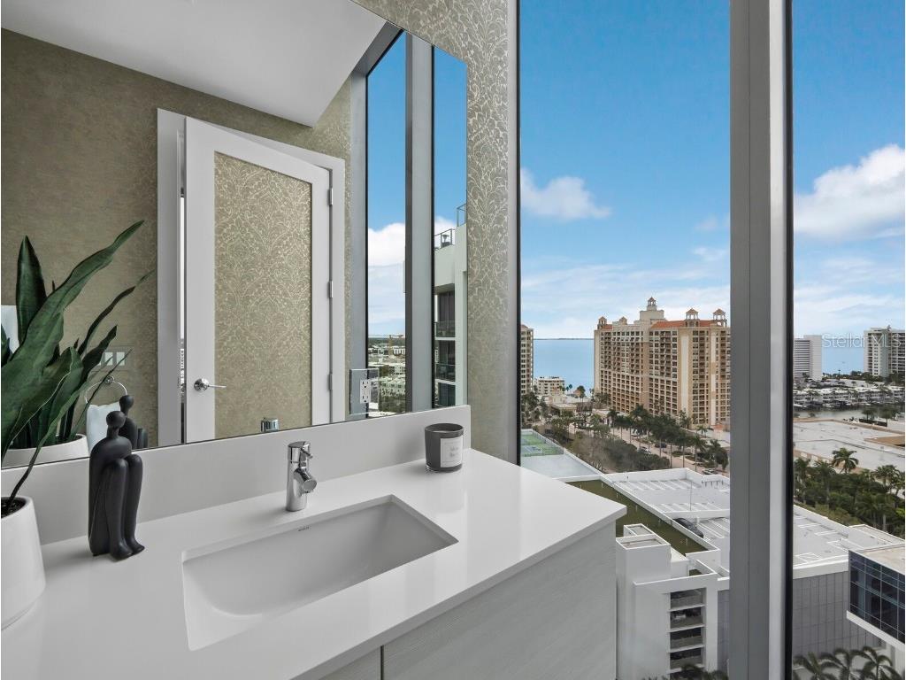 1155 N Gulfstream Avenue #1709 Sarasota FL 34236 A4670307 image36