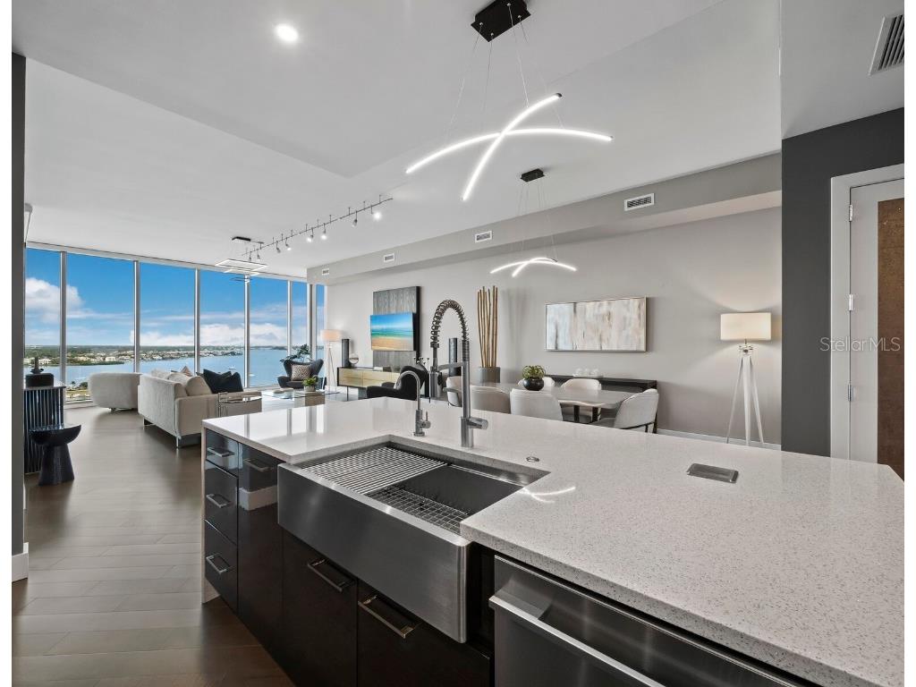 1155 N Gulfstream Avenue #1709 Sarasota FL 34236 A4670307 image7