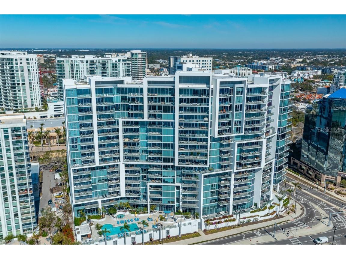1155 N Gulfstream Avenue #306 Sarasota FL 34236 - SARASOTA BAY A4661287 image1
