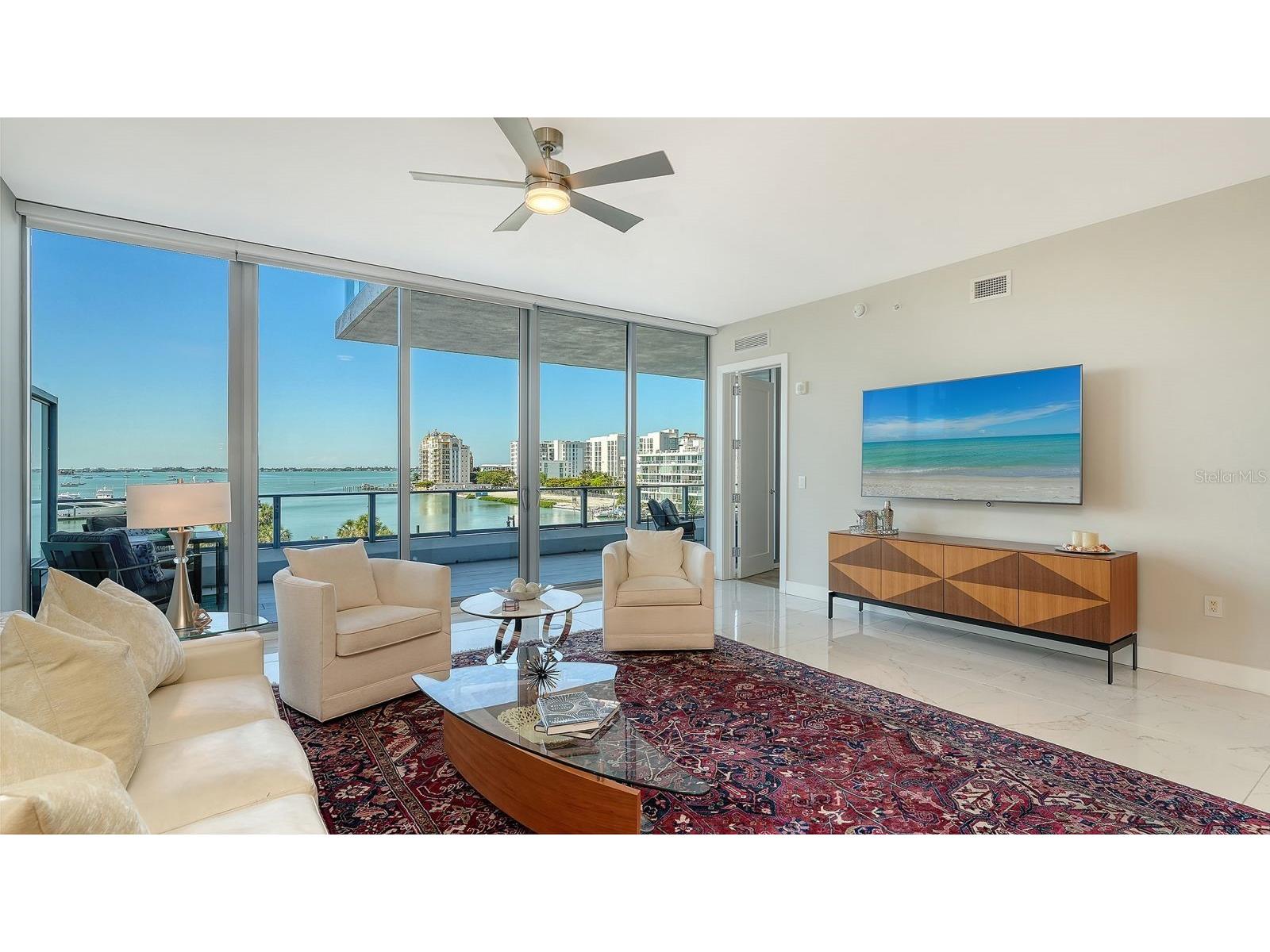 1155 N Gulfstream Avenue #401 Sarasota FL 34236 A4689843 image10