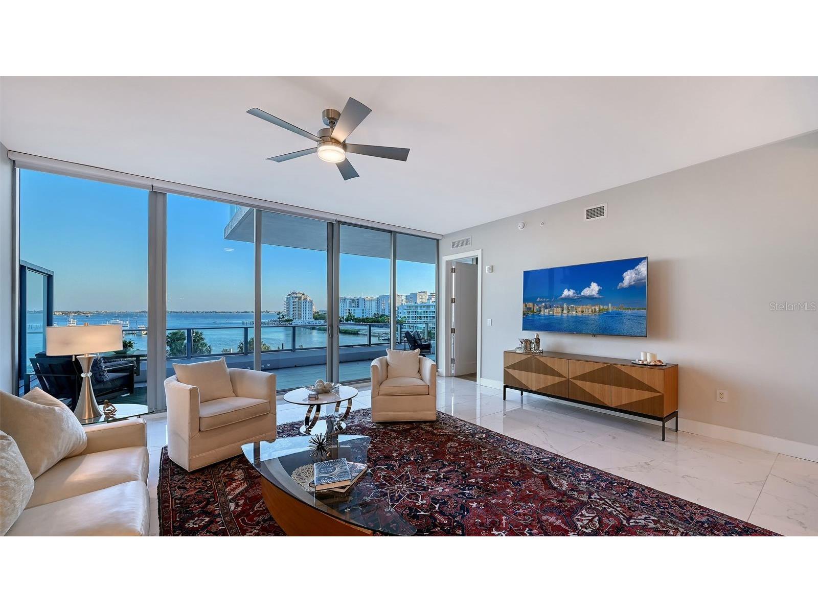 1155 N Gulfstream Avenue #401 Sarasota FL 34236 A4689843 image12