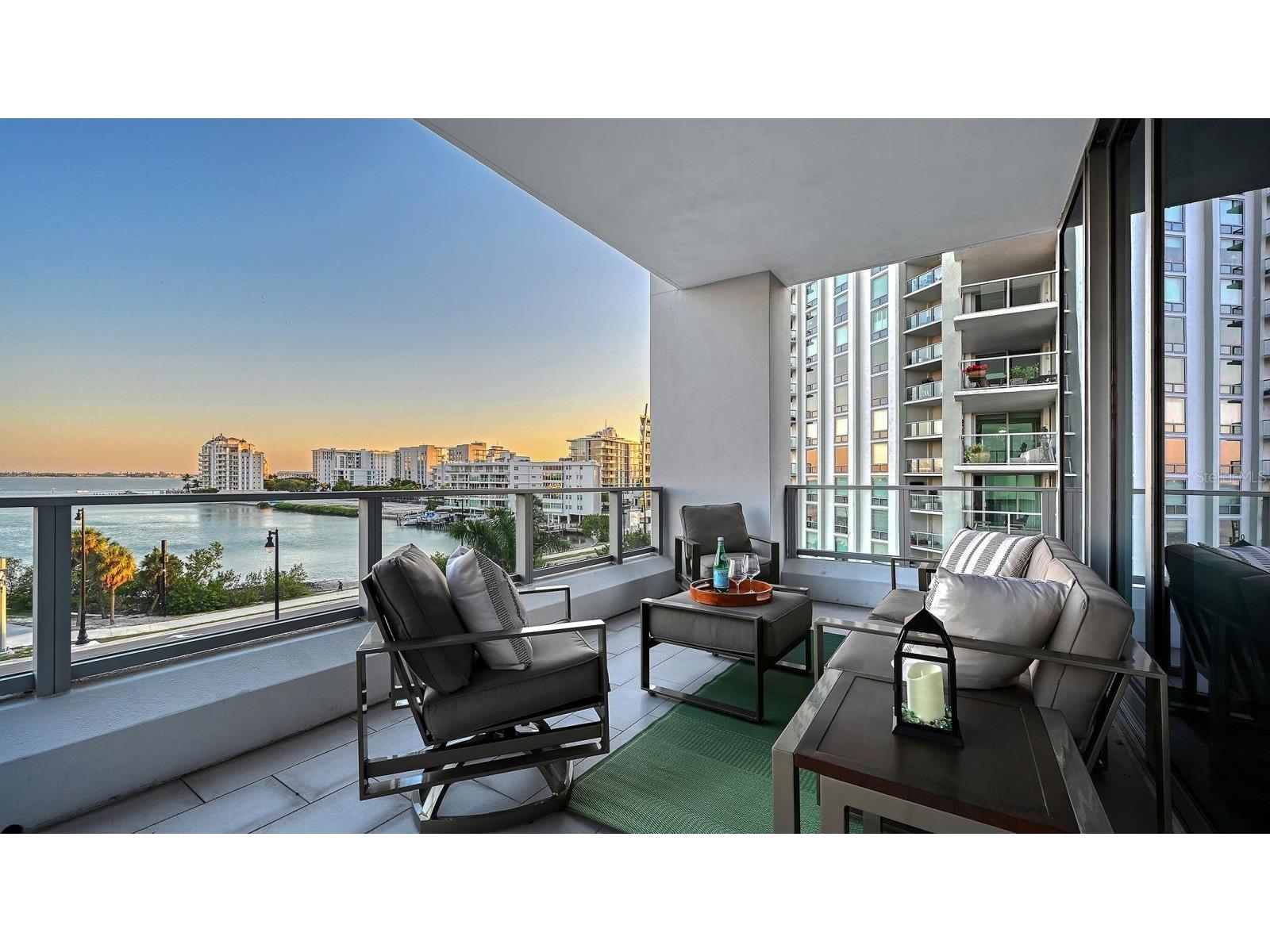1155 N Gulfstream Avenue #401 Sarasota FL 34236 A4689843 image14