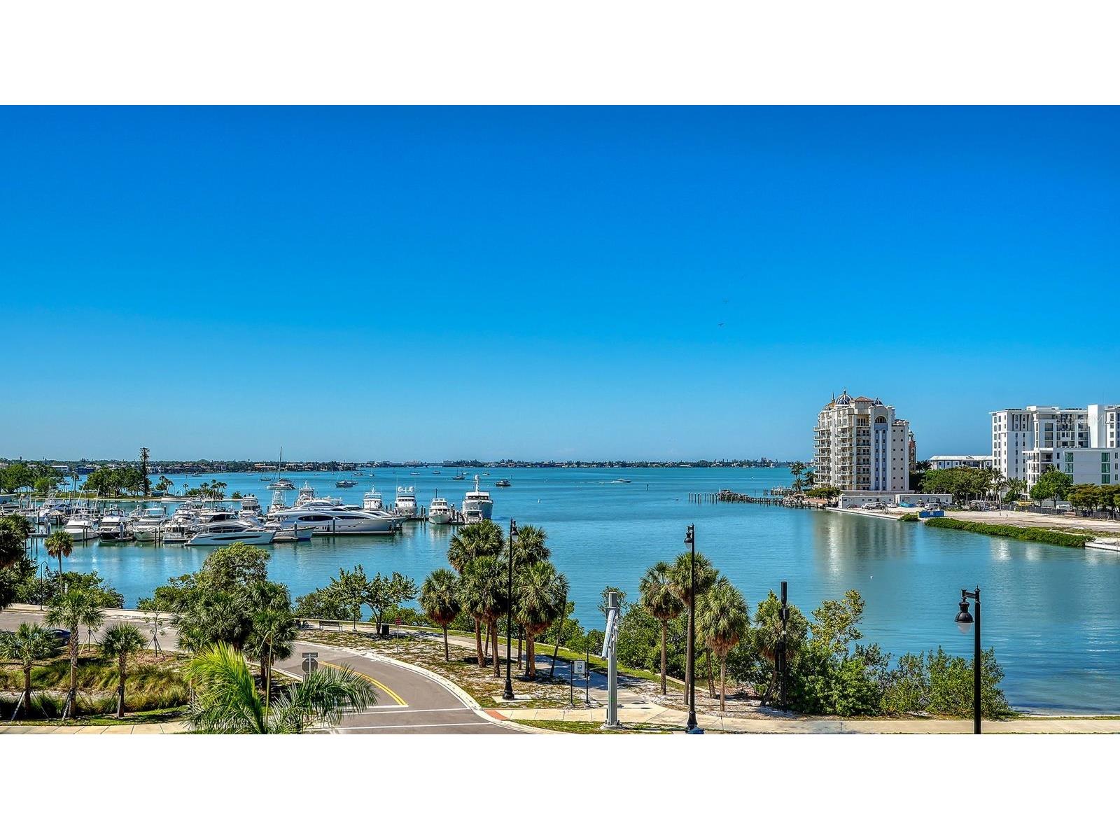 1155 N Gulfstream Avenue #401 Sarasota FL 34236 A4689843 image18