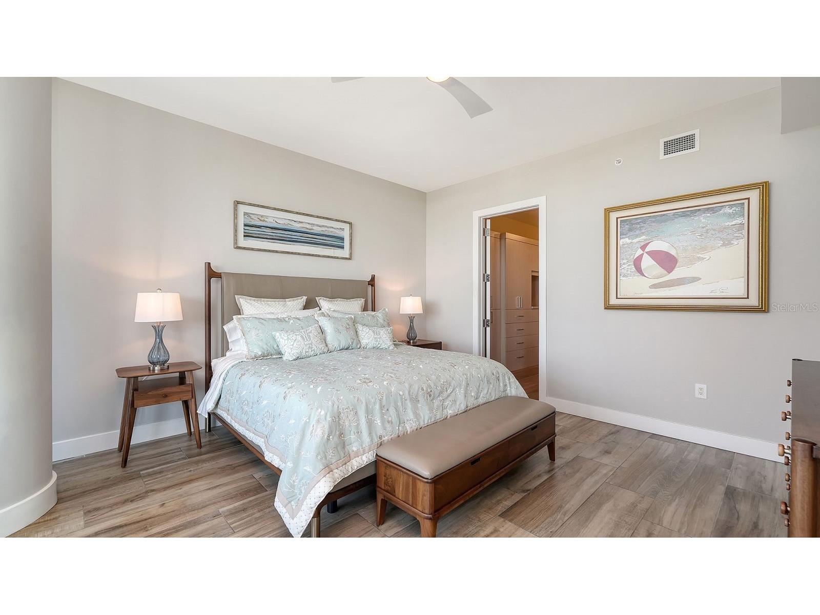 1155 N Gulfstream Avenue #401 Sarasota FL 34236 A4689843 image34