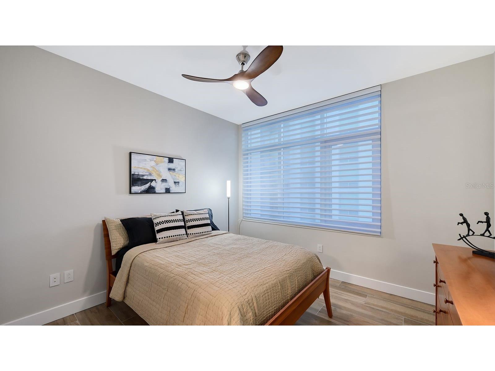 1155 N Gulfstream Avenue #401 Sarasota FL 34236 A4689843 image54
