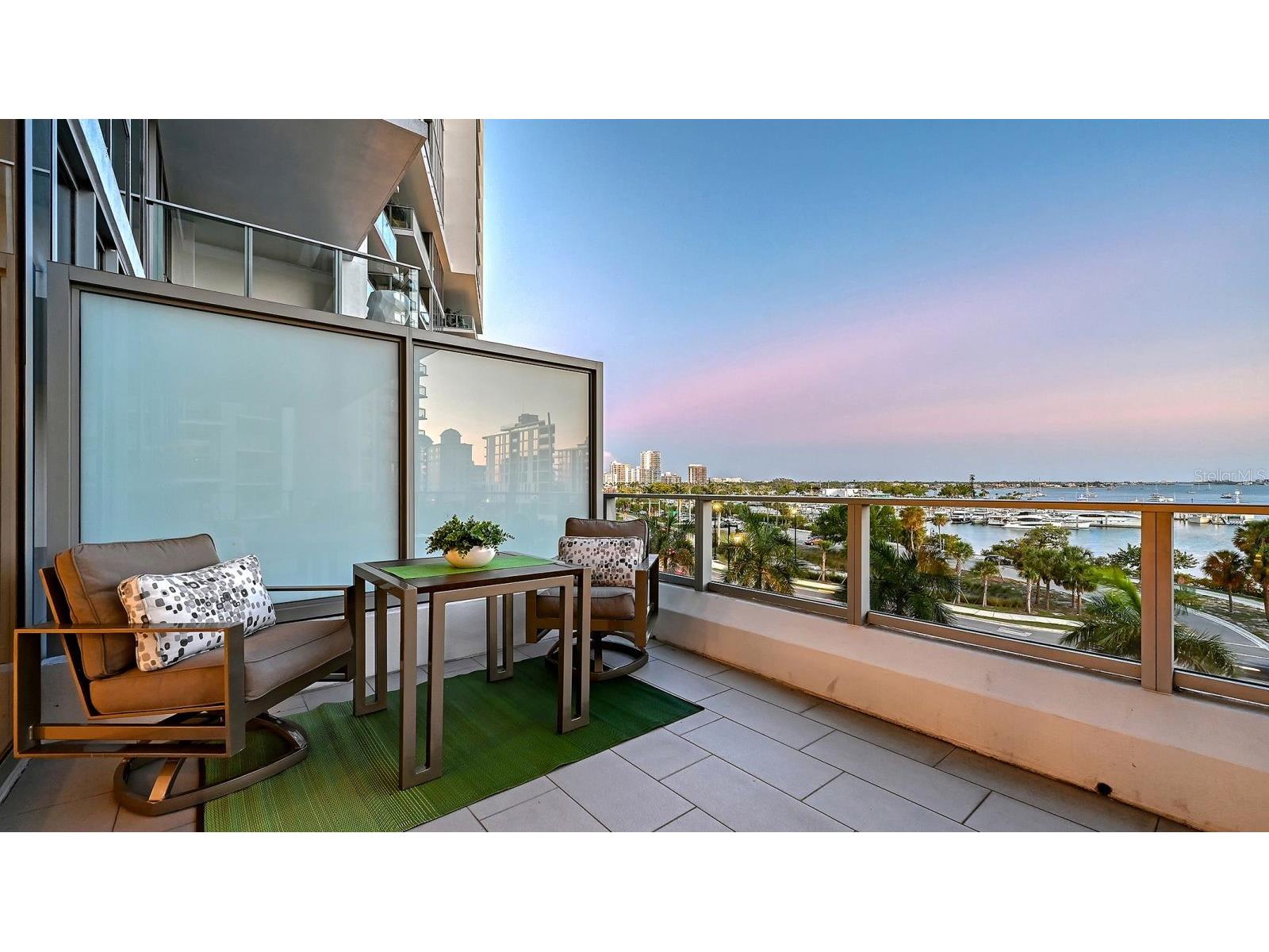 1155 N Gulfstream Avenue #401 Sarasota FL 34236 A4689843 image66