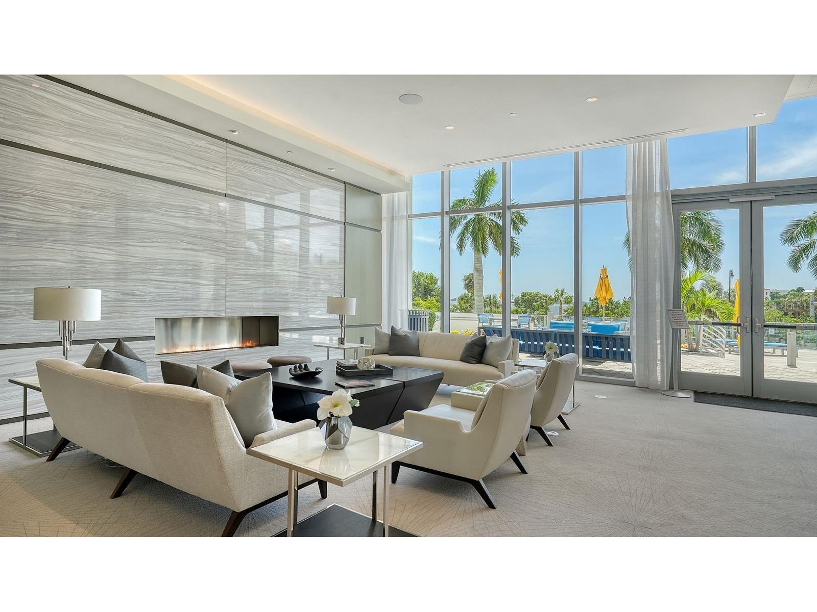 1155 N Gulfstream Avenue #401 Sarasota FL 34236 A4689843 image88