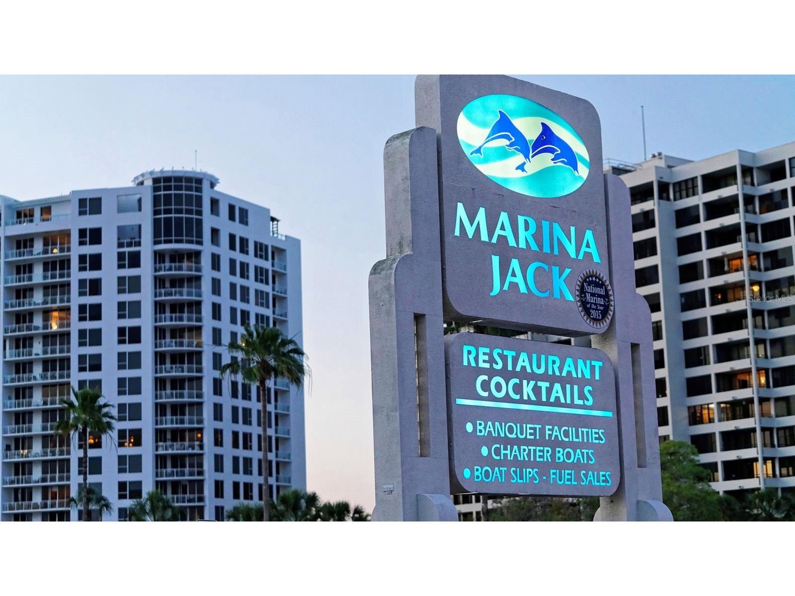 1155 N Gulfstream Avenue #401 Sarasota FL 34236 A4689843 image99